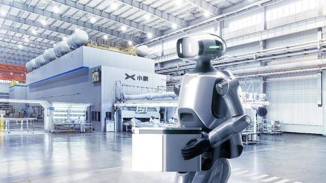 无图之战完结，AI时代降临 小鹏汽车1024技术日干货盘点与智能机器人销售前景